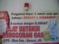 Koneksi Alarm LPG dan Blue Gas merek "elSmart" dengan Rotary Lamp